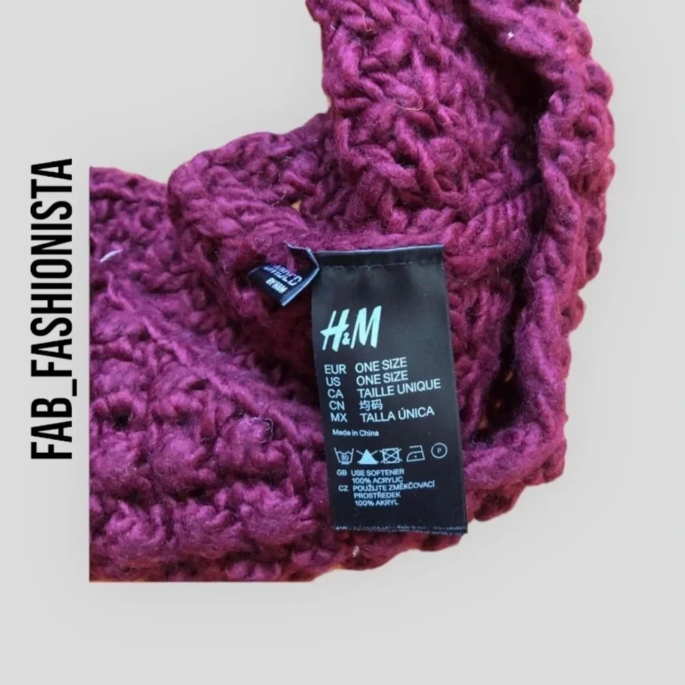 Michael Kors Leather gloves & H&M infinity scarf